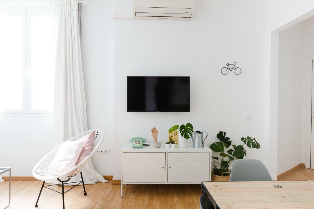 Hola Malaga Centro Historico Apartment Ngoại thất bức ảnh