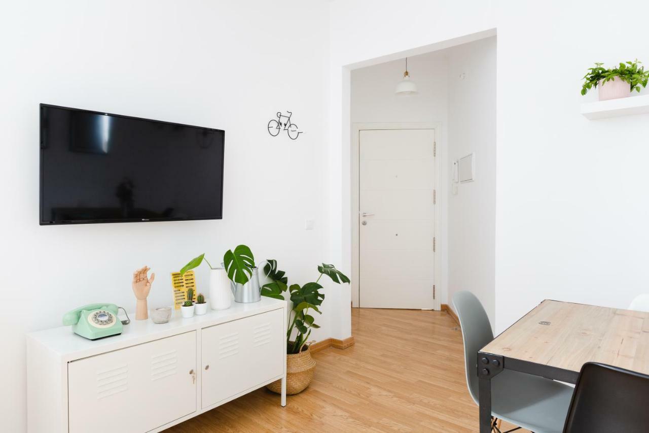 Hola Malaga Centro Historico Apartment Ngoại thất bức ảnh