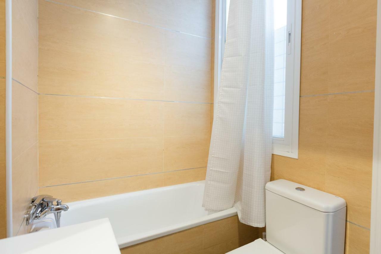 Hola Malaga Centro Historico Apartment Ngoại thất bức ảnh