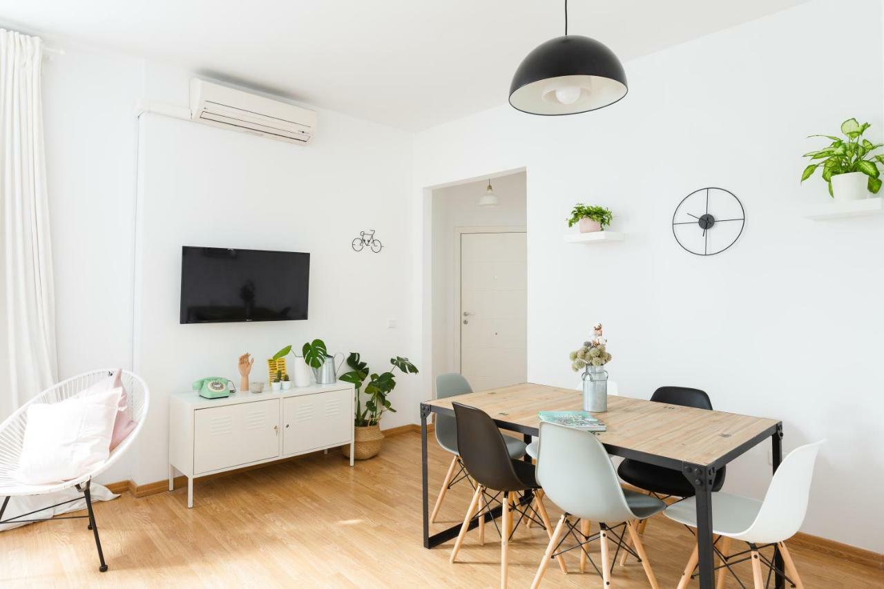 Hola Malaga Centro Historico Apartment Ngoại thất bức ảnh